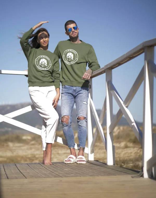 Sudadera verde unisex just weirdo pareja